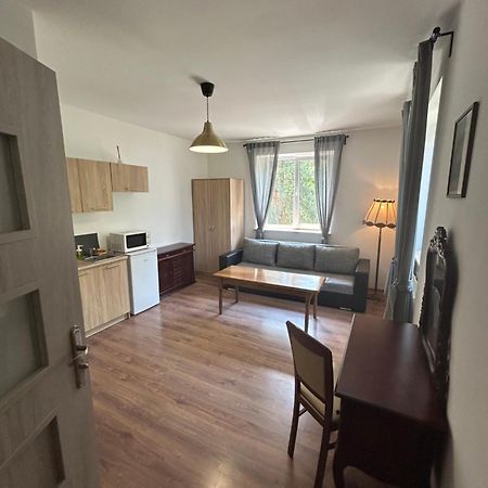 Dworska Apartment Jozefow  Bagian luar foto